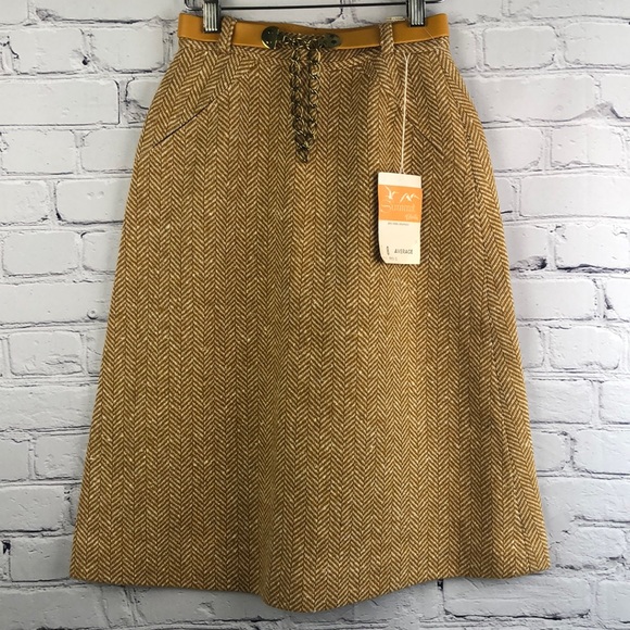 Vintage Dresses & Skirts - Deadstock Vtg Summit of Boston Continental Walker Wool Skirt